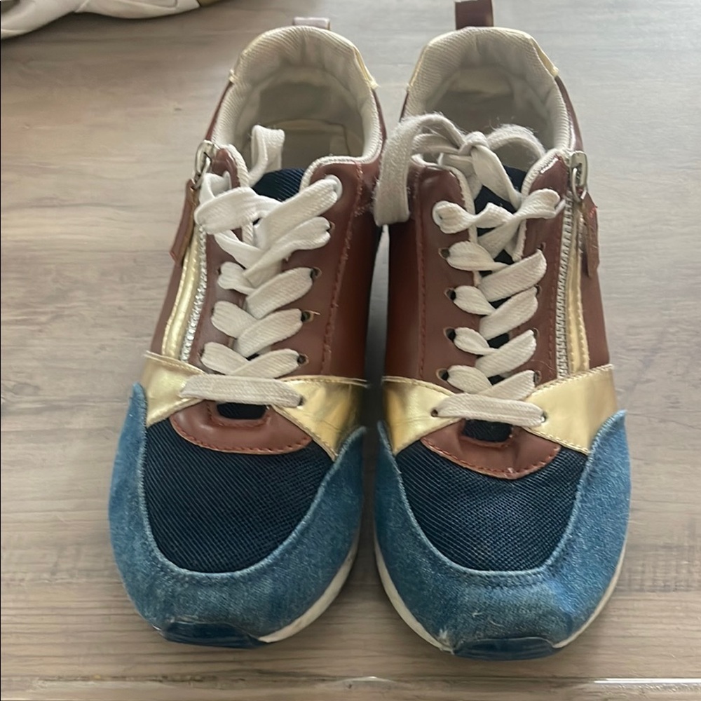 Rouge Helium Brown and Blue Sneakers with Suede Accents